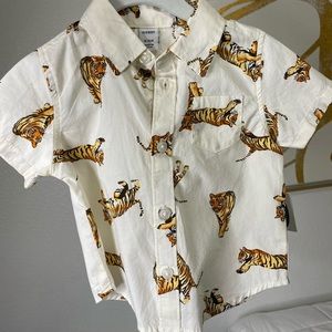 Old navy boys shirt